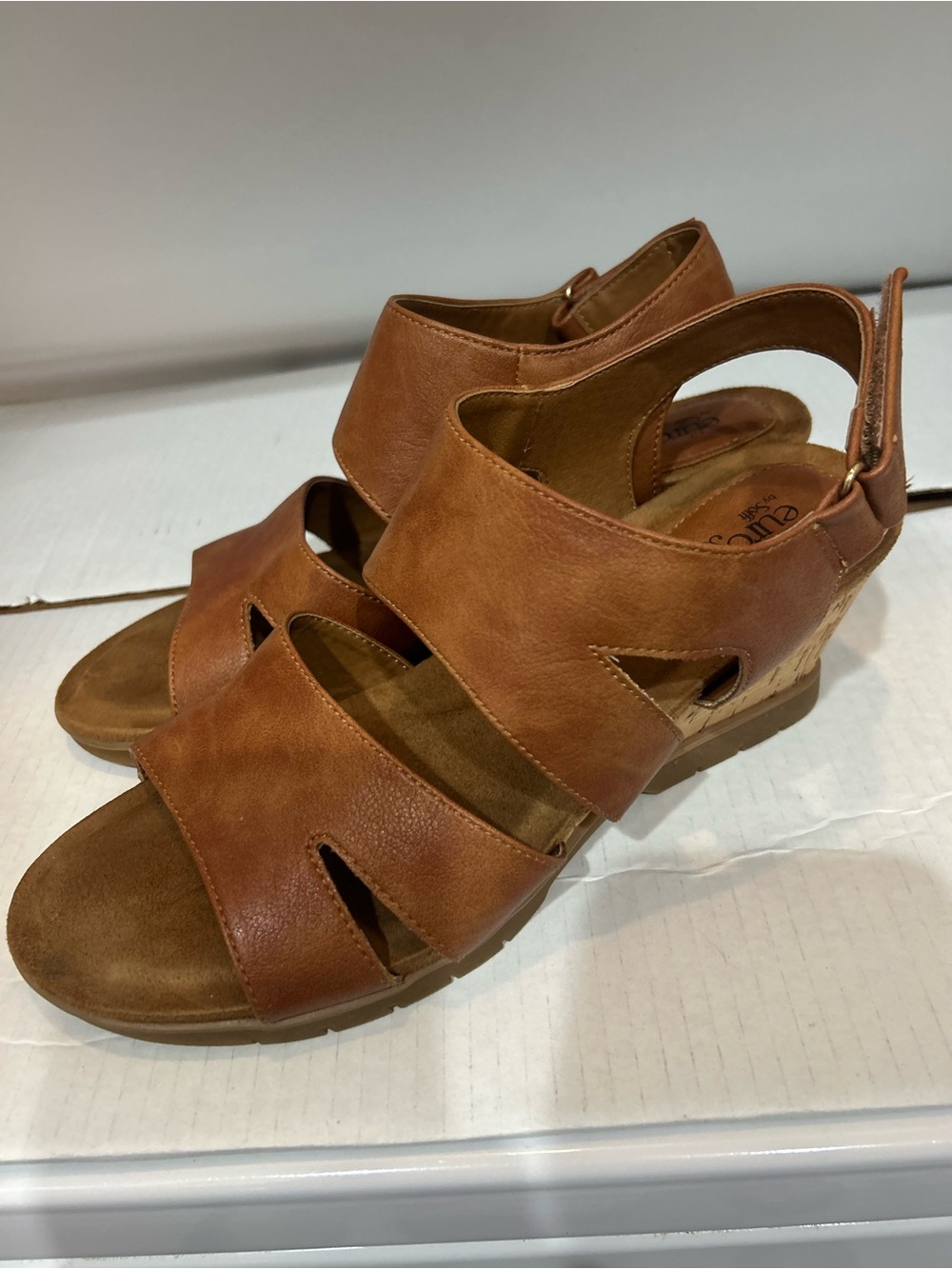 Euro Soft Sofft Women’s 10M Wedge Sandals